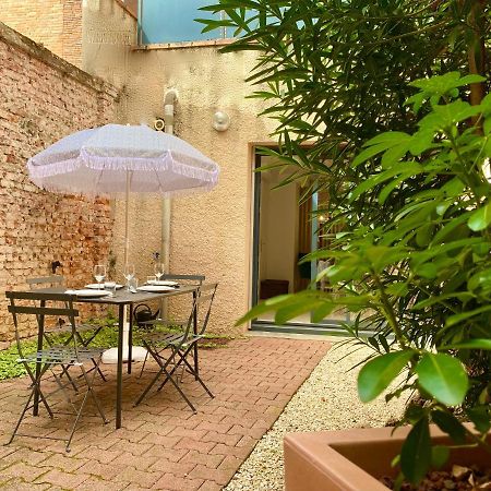 L'Improbable Rendez-Vous Apartment Montauban Exterior foto